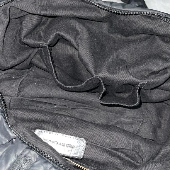 See by Chloe should bag excellent condition black . - Picture 6 of 11